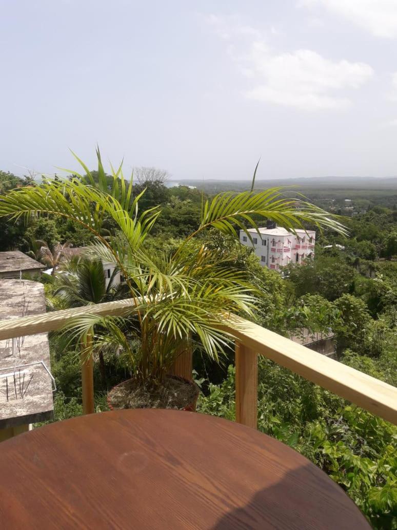 Sweet Stay Guest House Negril Exterior photo